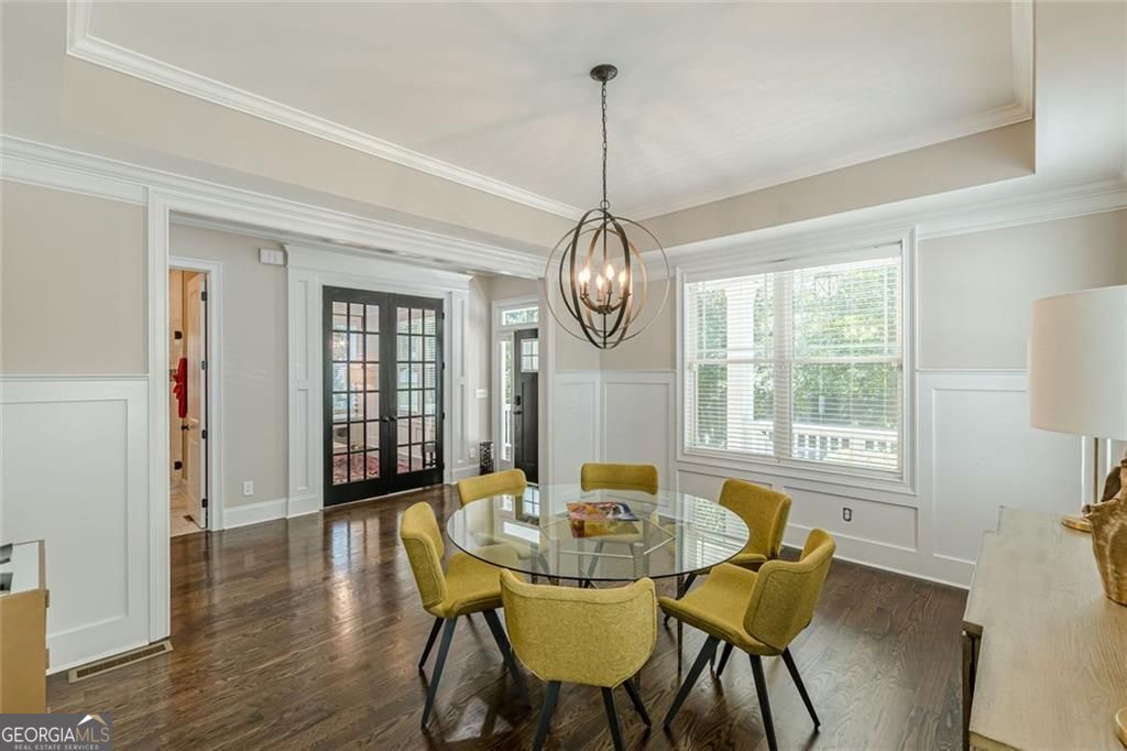 Atlanta, Georgia 30316, United States, 5 Bedrooms Bedrooms, ,4 BathroomsBathrooms,Residential,Pending,250954