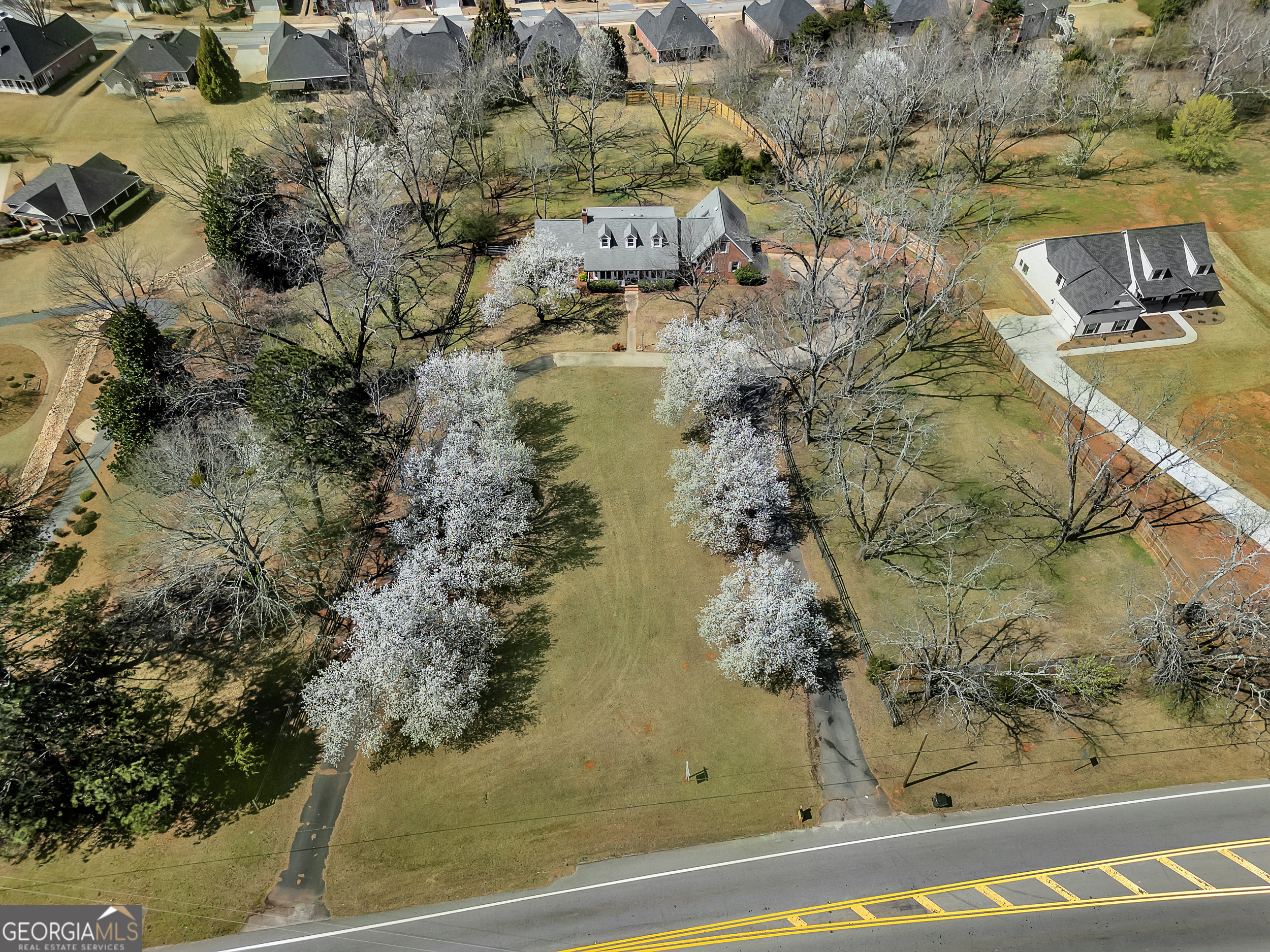 McDonough, Georgia 30253, United States, 4 Bedrooms Bedrooms, ,4 BathroomsBathrooms,Residential,Pending,87552