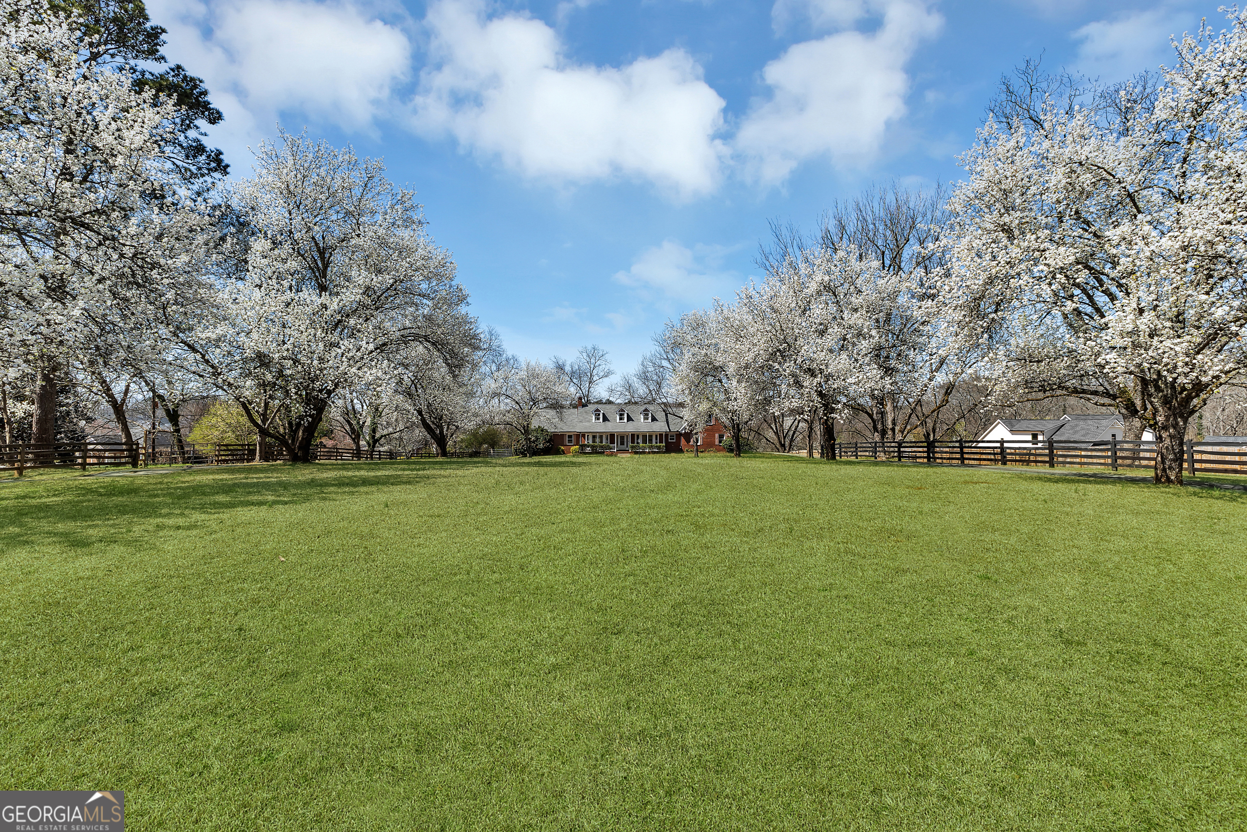 McDonough, Georgia 30253, United States, 4 Bedrooms Bedrooms, ,4 BathroomsBathrooms,Residential,Pending,87552