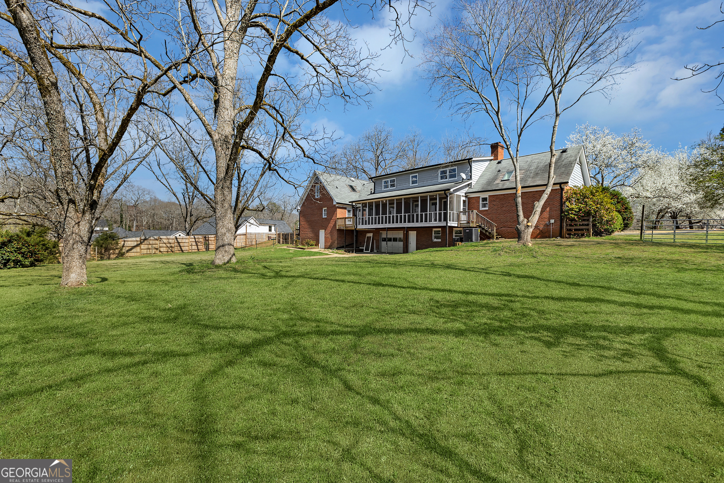 McDonough, Georgia 30253, United States, 4 Bedrooms Bedrooms, ,4 BathroomsBathrooms,Residential,Pending,87552