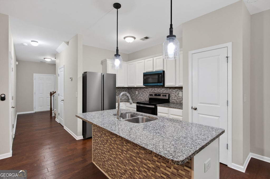 Photo of 127 Seabreeze Court, Newnan, GA 30265 (MLS # 10836849)