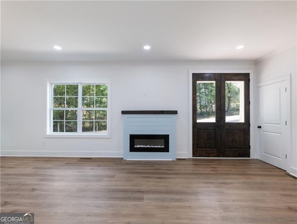 Photo of 2438 SHADBURN FERRY Drive, Buford, GA 30518 (MLS # 10693234)