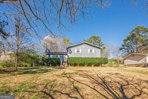 3006 Deshong DR Stone Mountain GA 30087