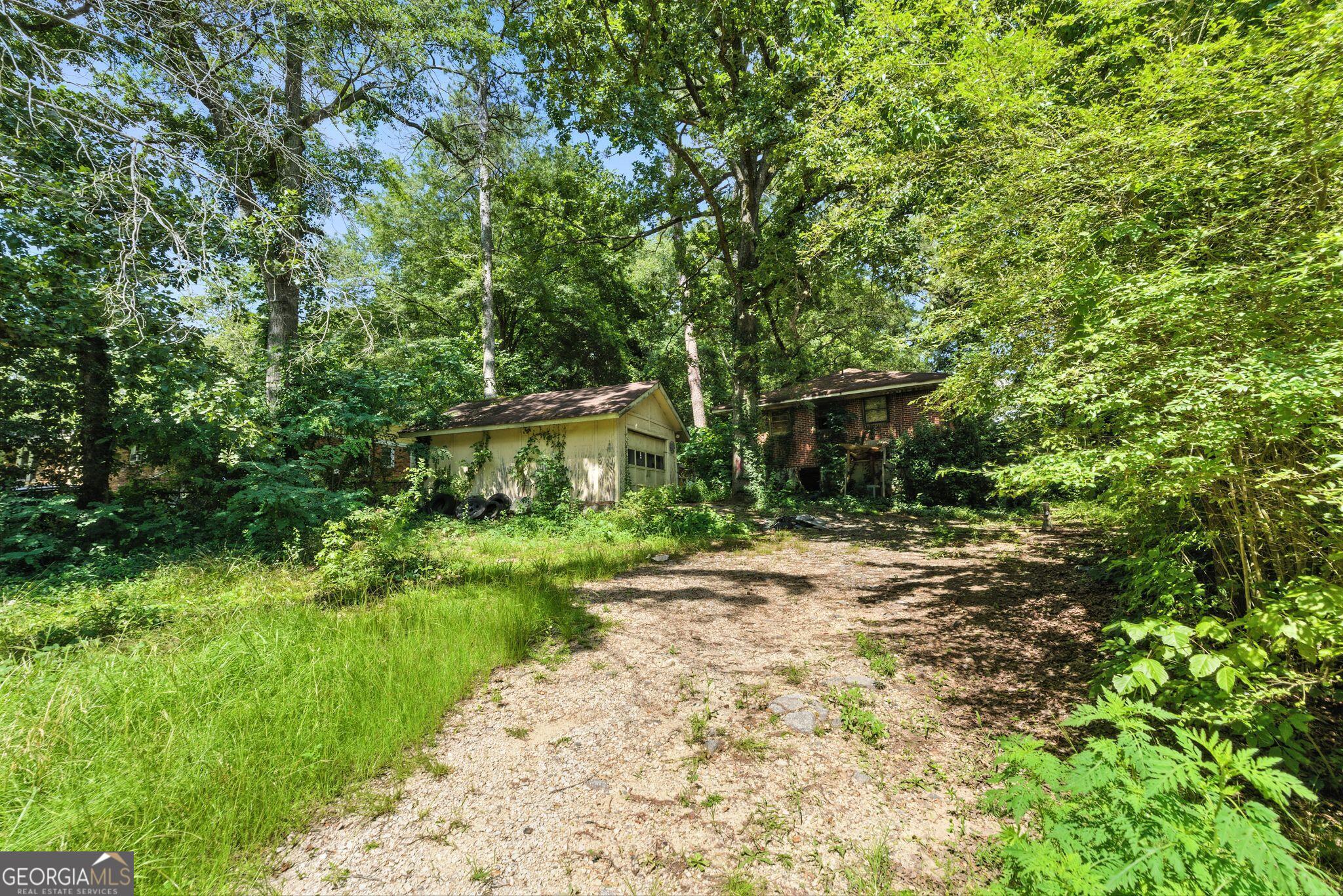 1130 Highway 138 SW