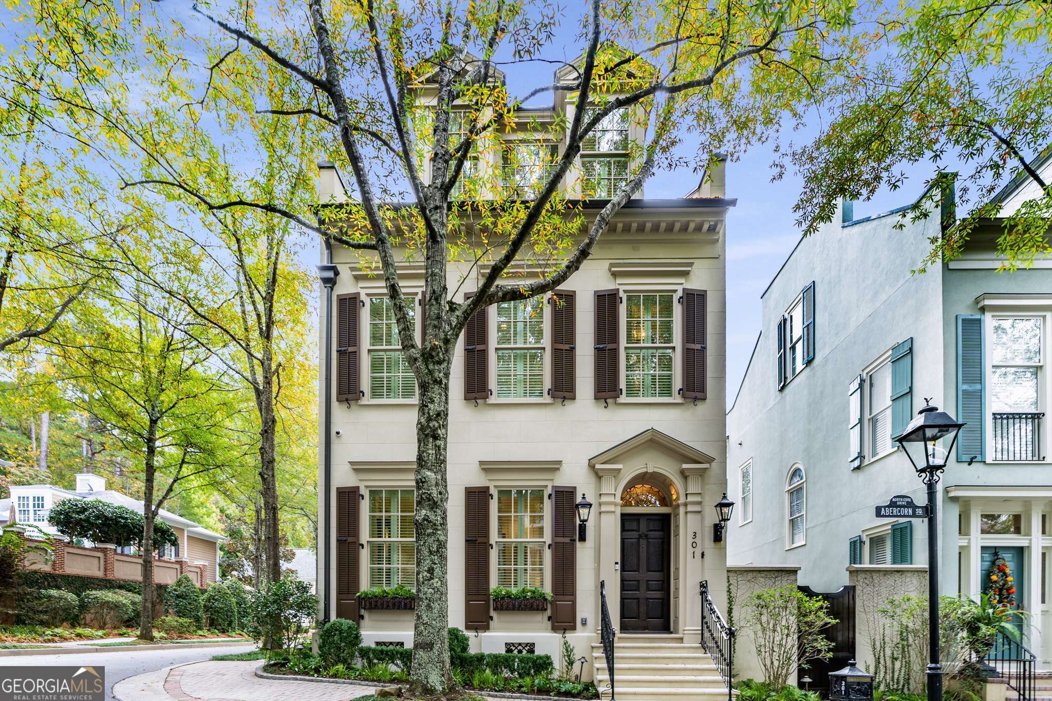 Peachtree City, Georgia 30269, United States, 4 Bedrooms Bedrooms, ,4 BathroomsBathrooms,Residential,Active,199930