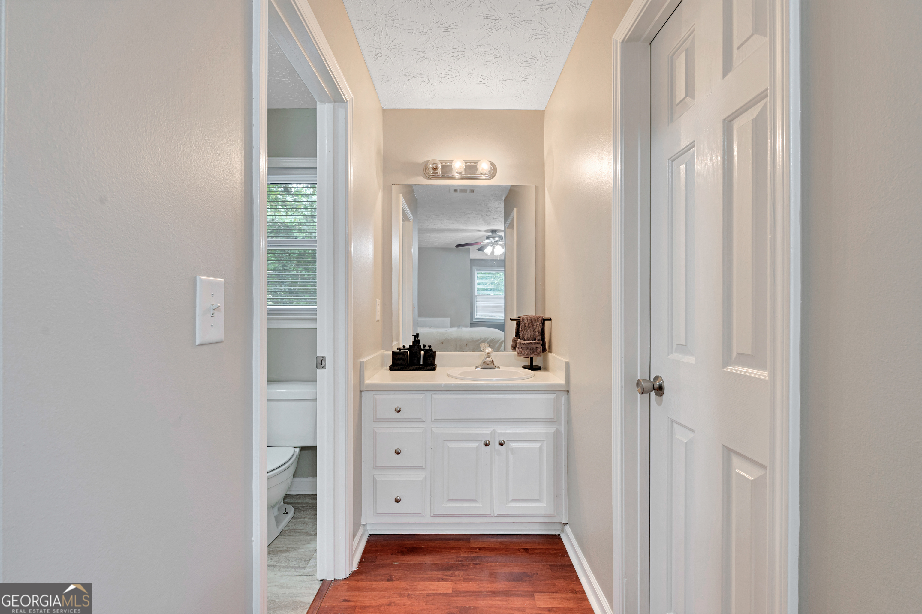Lanier Country Club Estates - Residential