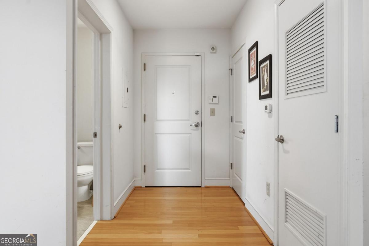 44 Peachtree PL NE 424