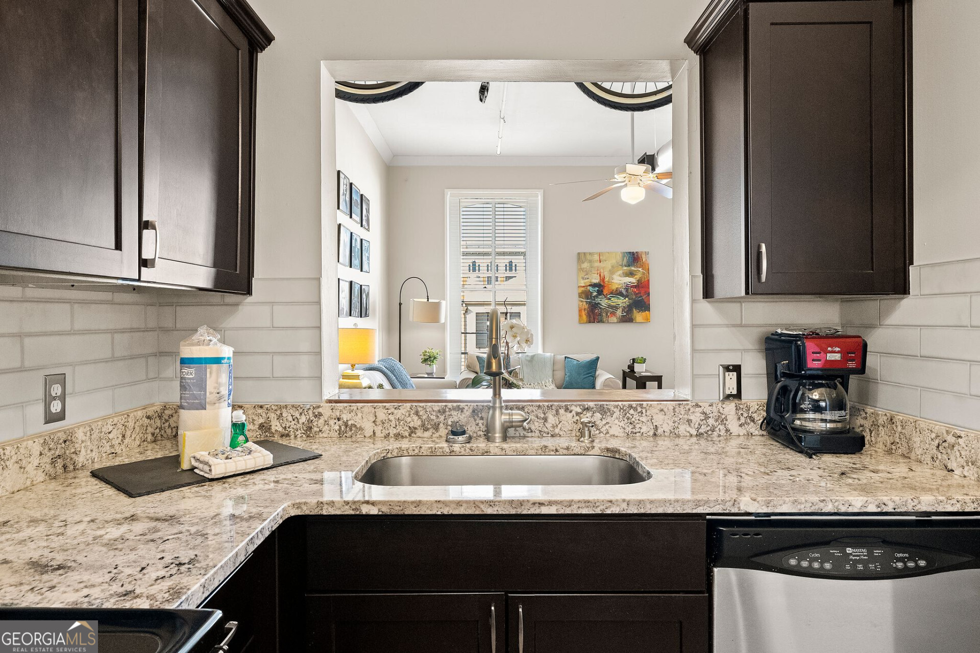 105 Whitaker ST APT 302