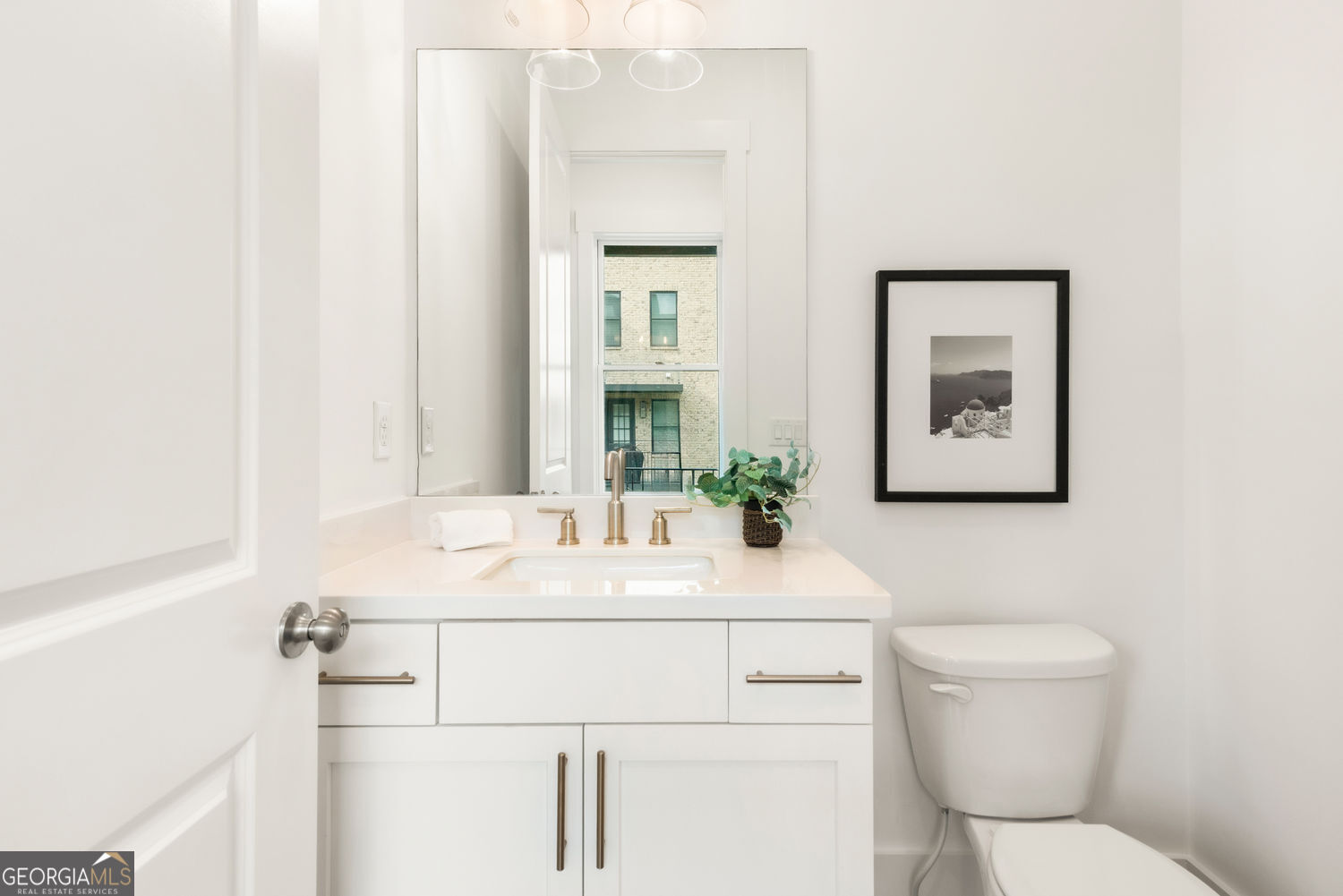 Atlanta, Georgia 30318, United States, 3 Bedrooms Bedrooms, ,4 BathroomsBathrooms,Residential,Active,120658