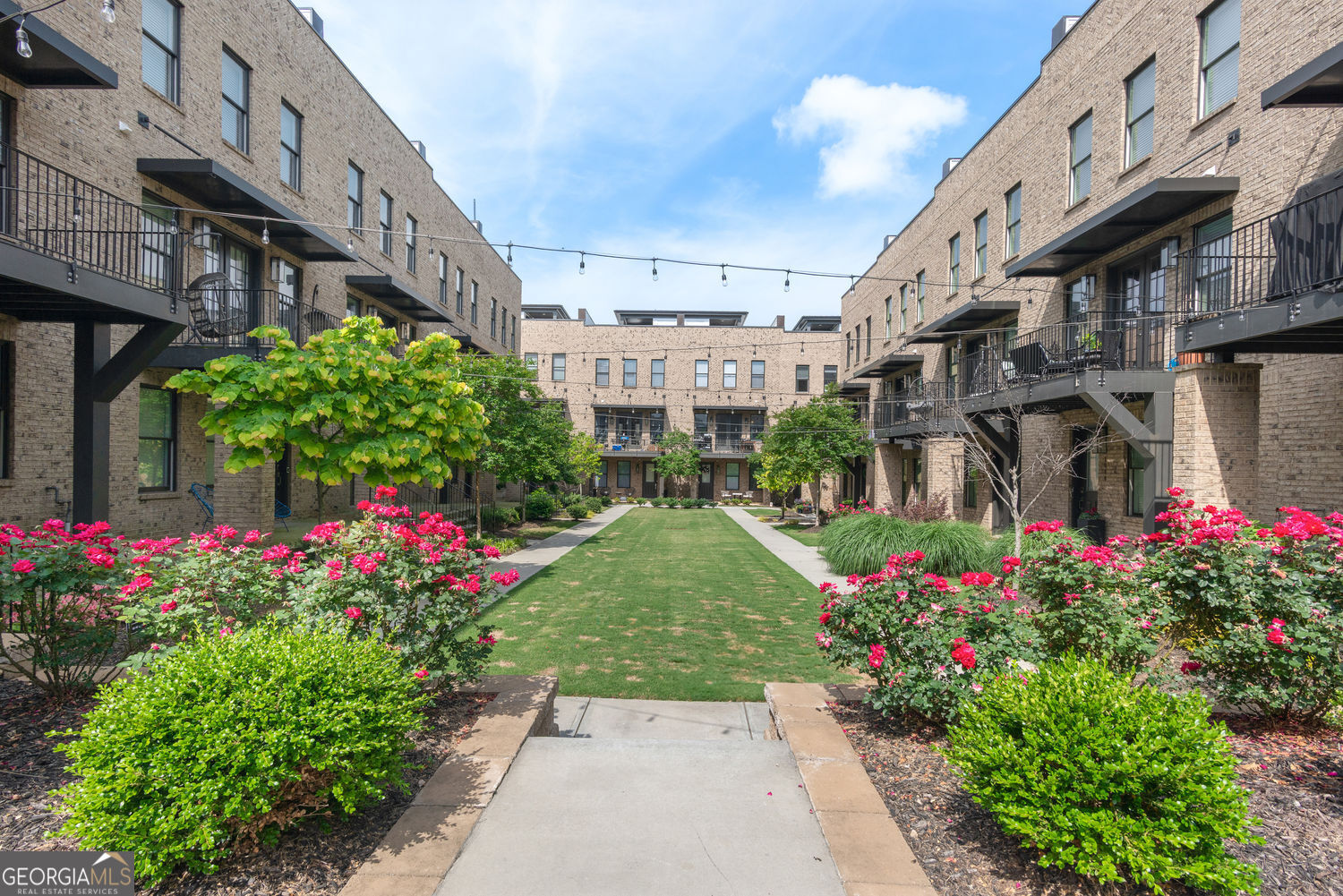 Atlanta, Georgia 30318, United States, 3 Bedrooms Bedrooms, ,4 BathroomsBathrooms,Residential,Active,120658