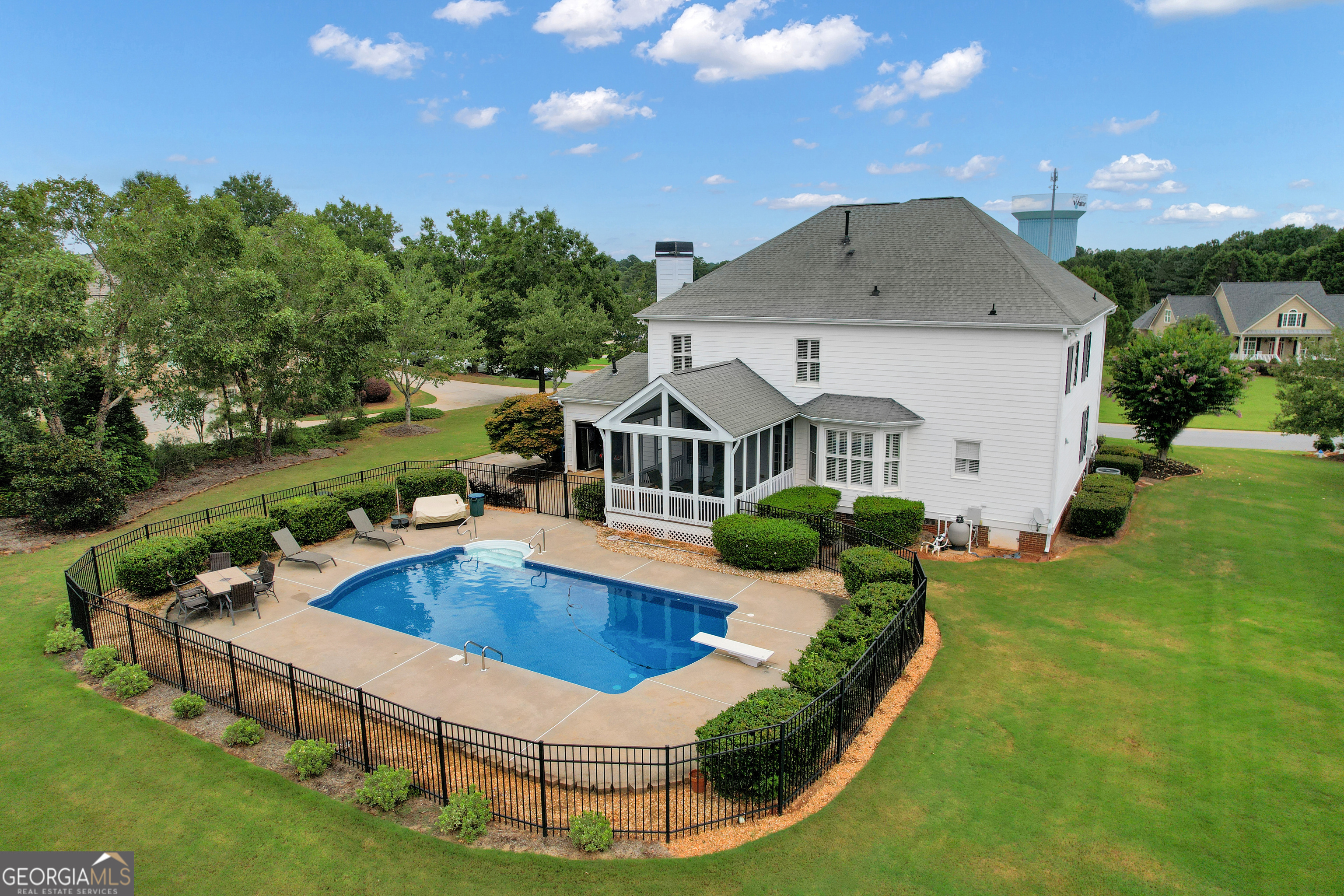 105 Farmington DR