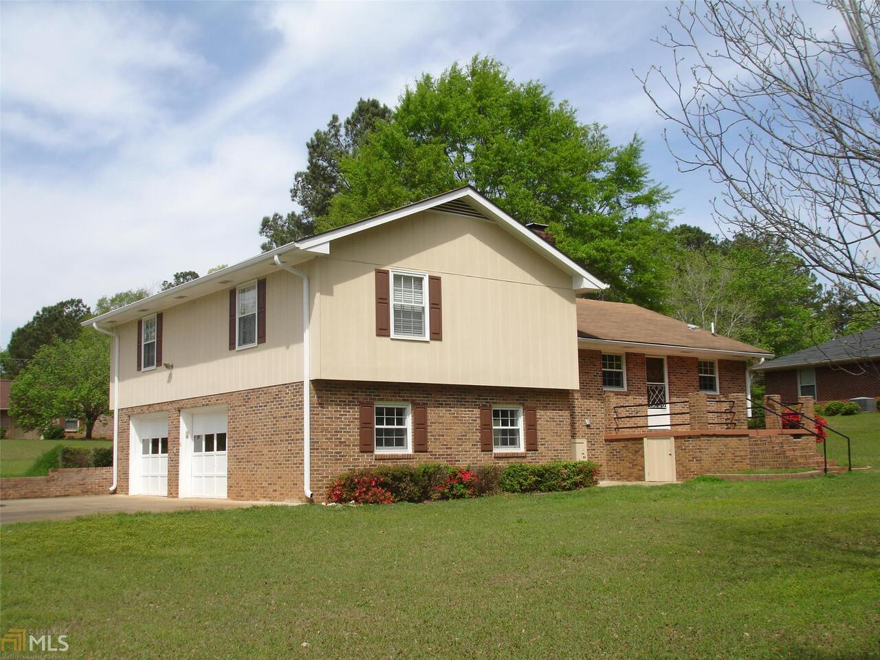 Brookwood 1st Addition - Residential