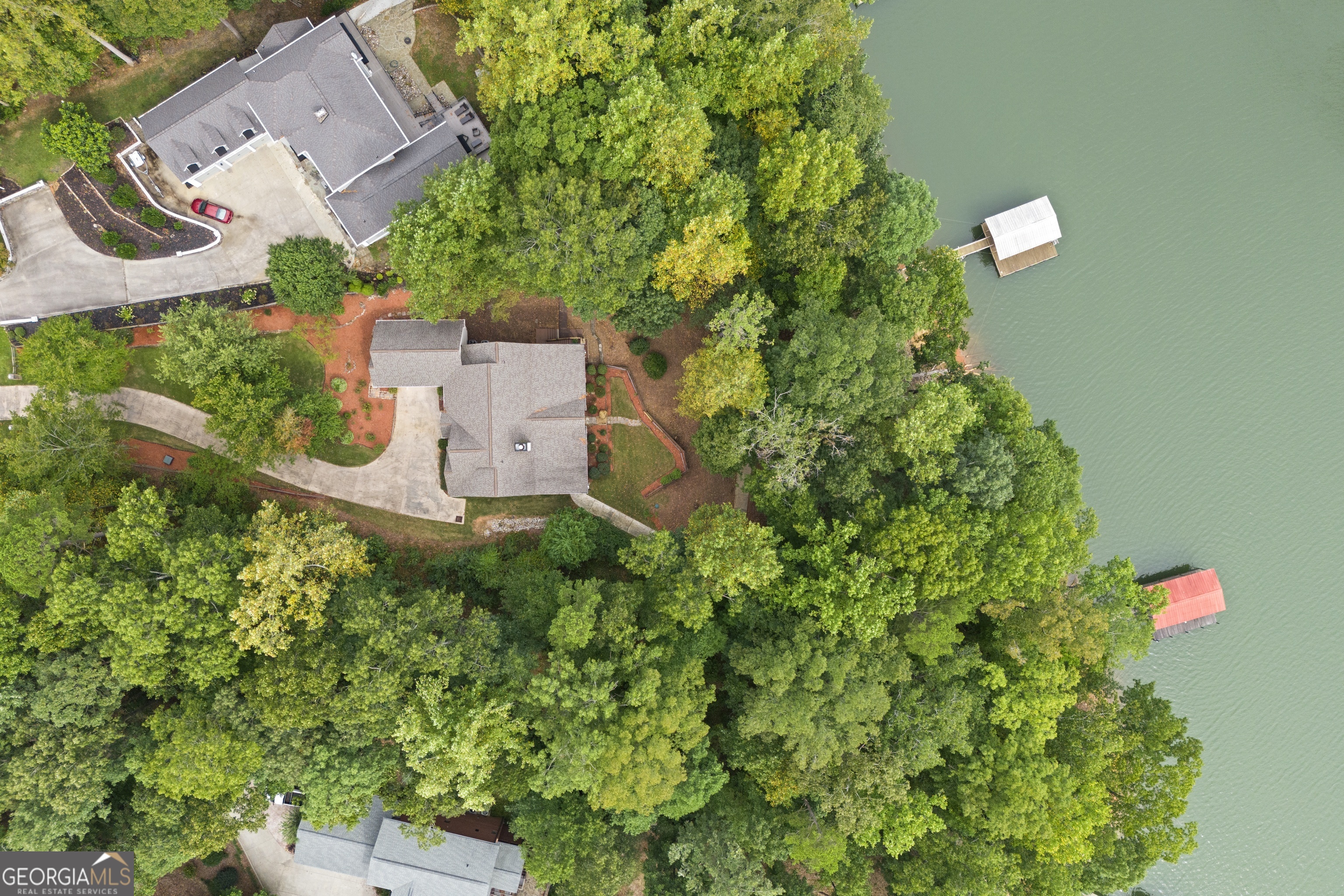 124 S Shore DR