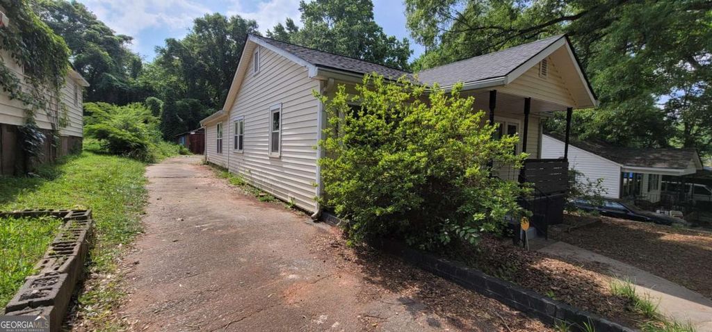 Photo of 363 N 16th Street, Griffin, GA 30223 (MLS # 10657645)