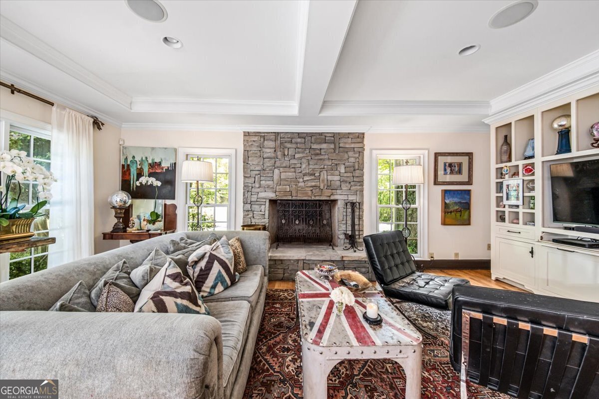 684 Richmond Hill CT