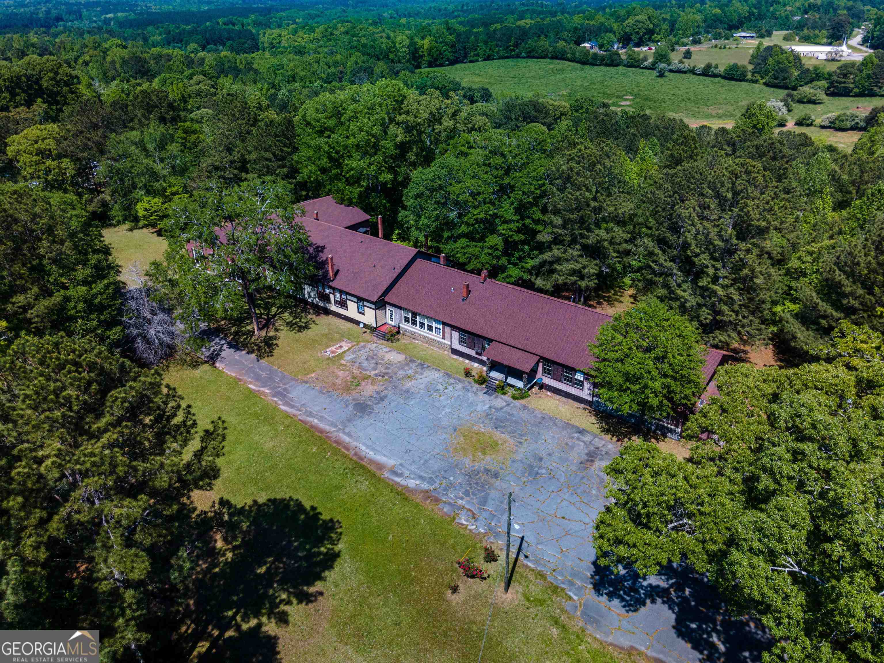3444 Robert Hayes RD