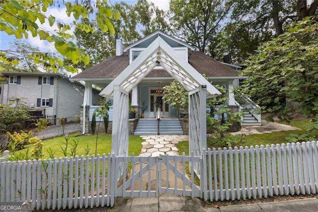 Photo of 449 Greenwood Avenue NE, Atlanta, GA 30308 (MLS # 10735847)