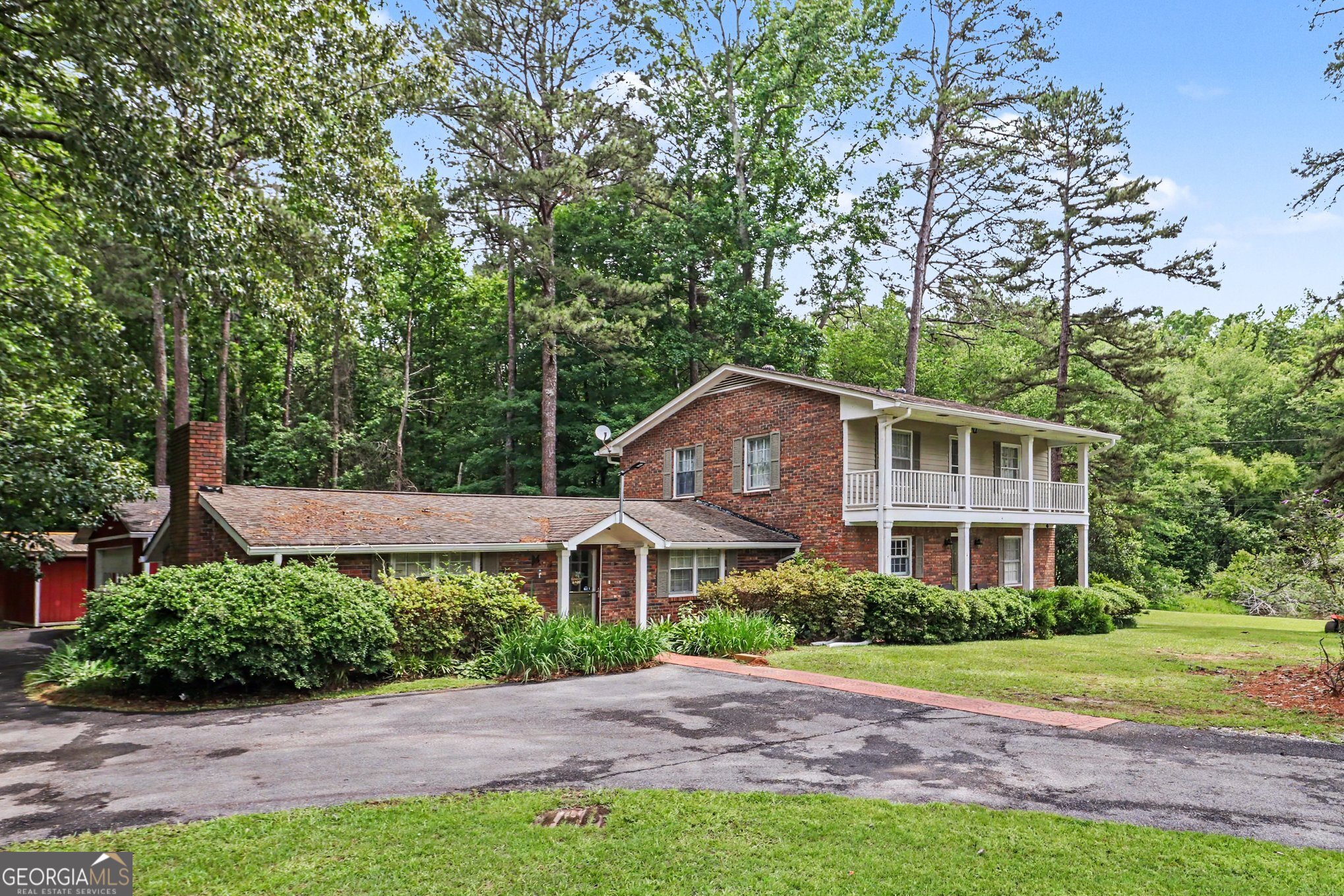 525 Lawshe RD