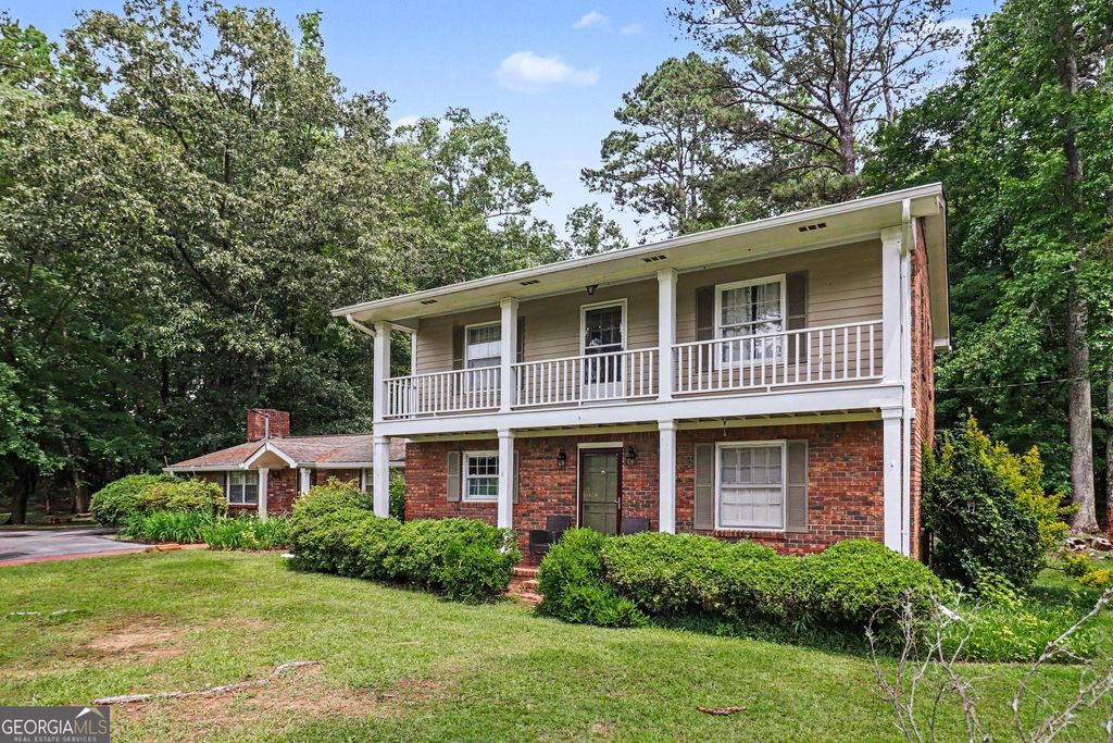 Photo of 525 Lawshe Road, Senoia, GA 30276 (MLS # 10774702)