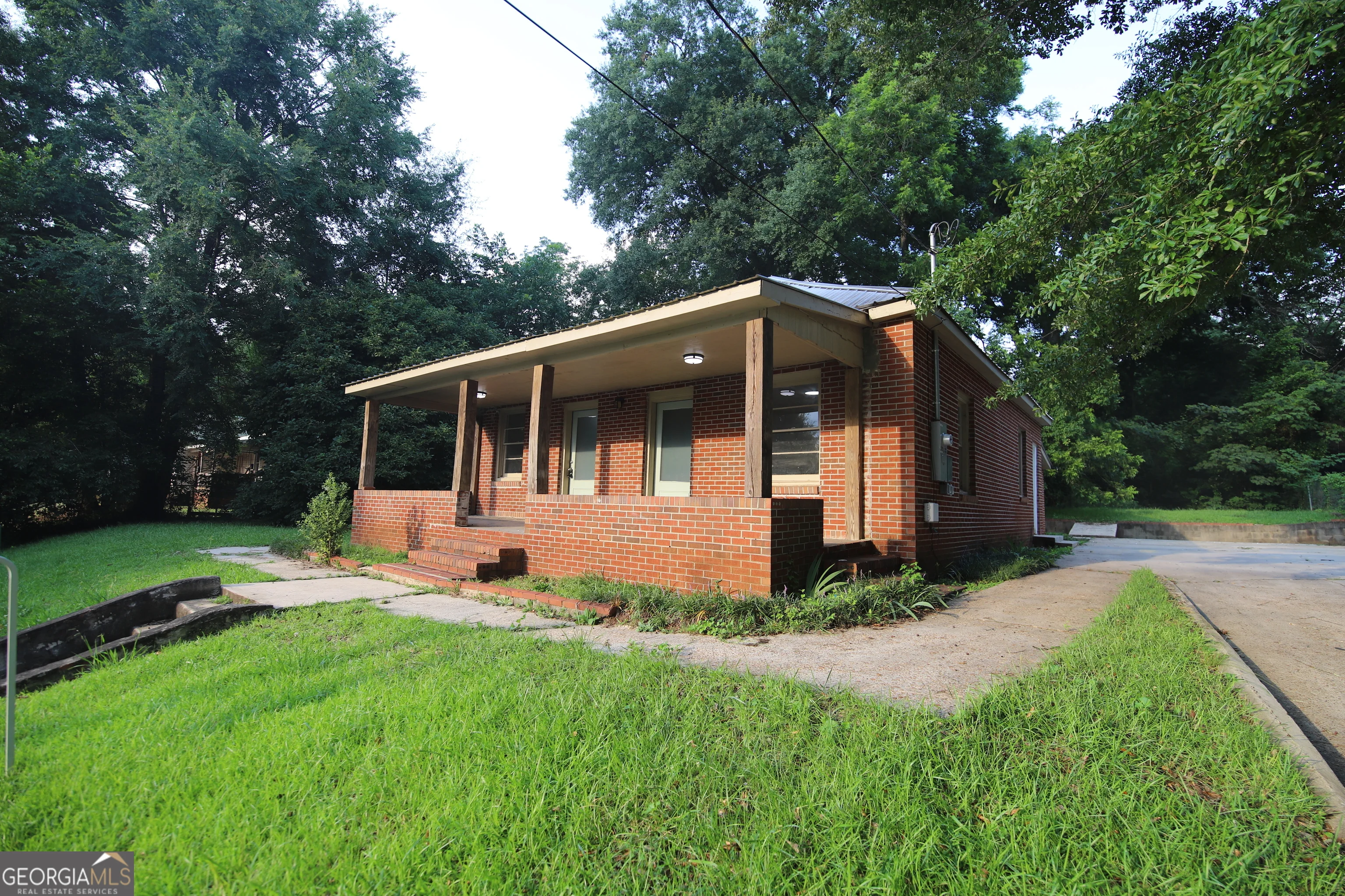 1105 Juniper Street
