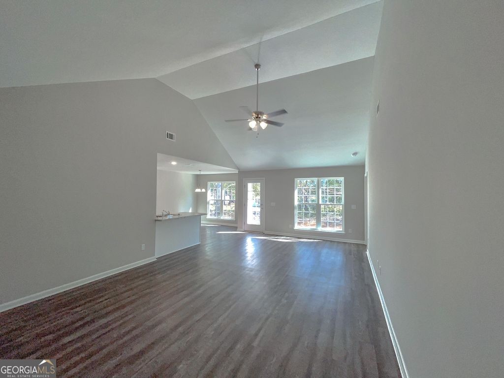 Photo of 354 S Bridgeport Drive, Statesboro, GA 30461 (MLS # 10693240)