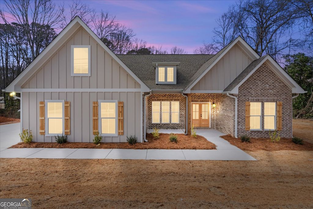 Photo of 95 Carrollton Street, Temple, GA 30179 (MLS # 10705298)