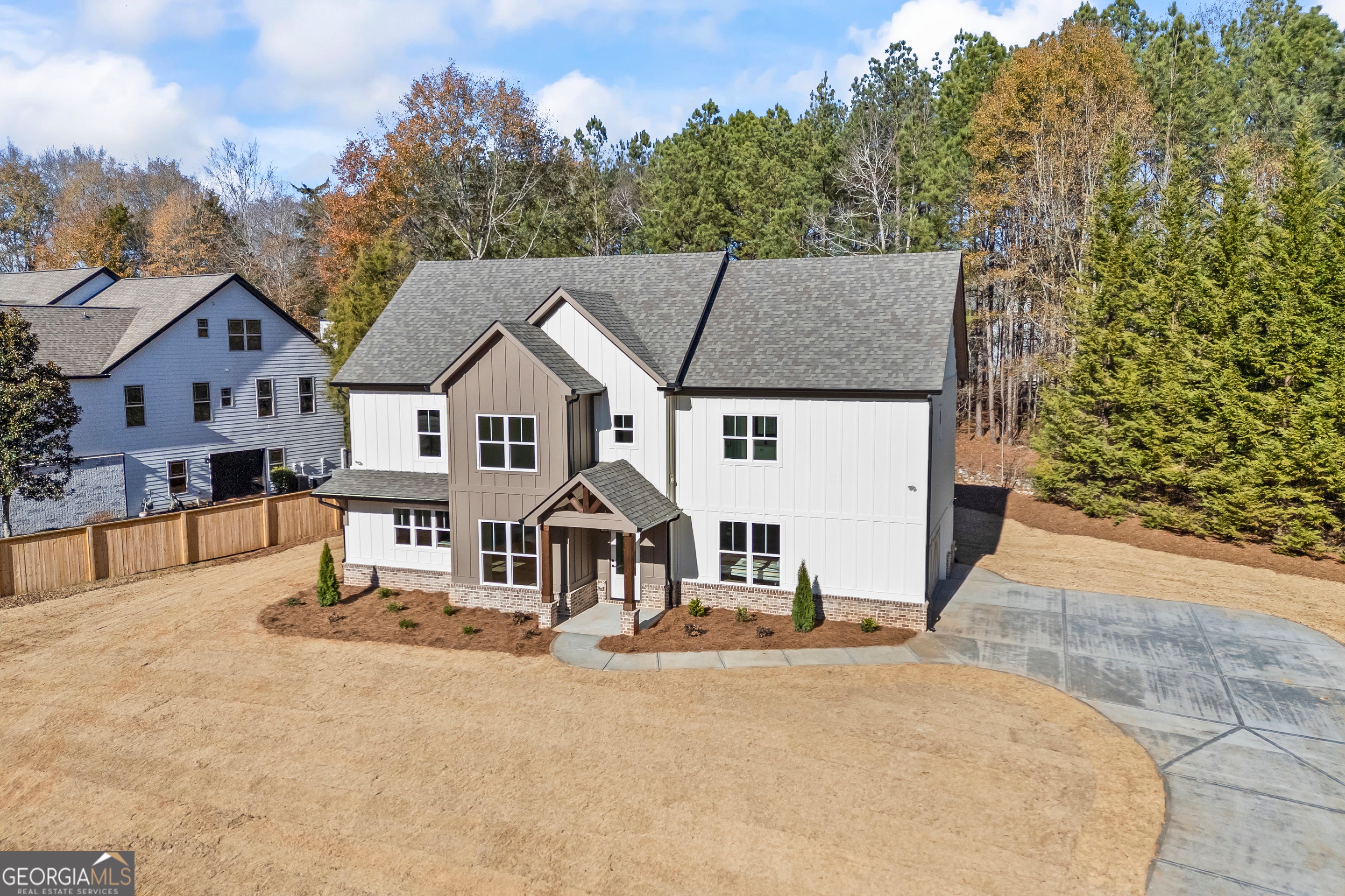 1040 Greenwood CIR