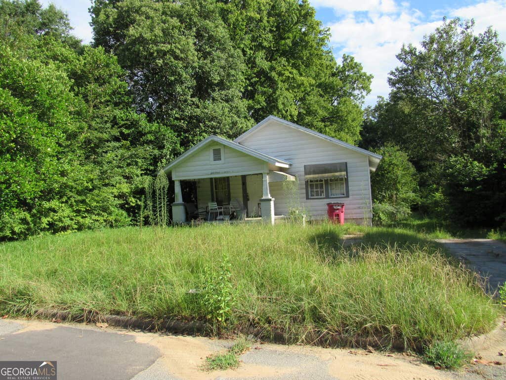 Photo of 856 Grady Street S, Macon, GA 31206 (MLS # 10822428)