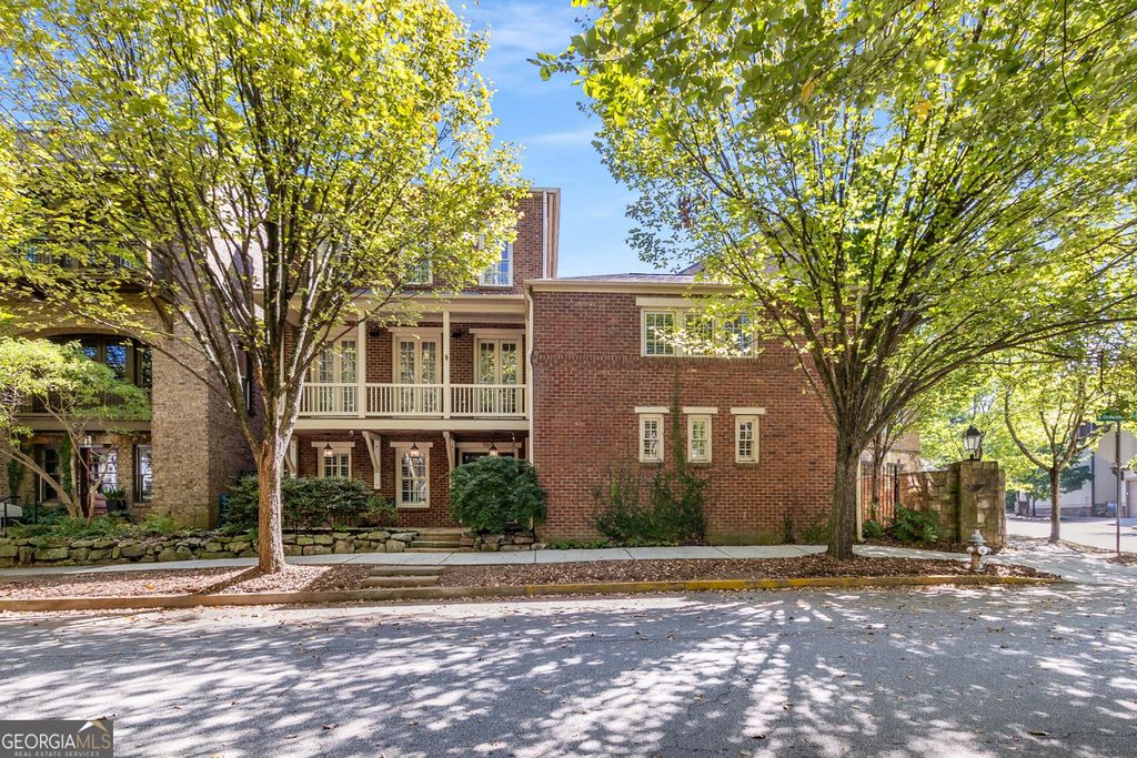 Photo of 965 N Ormewood Park Drive SE, Atlanta, GA 30316 (MLS # 10618162)