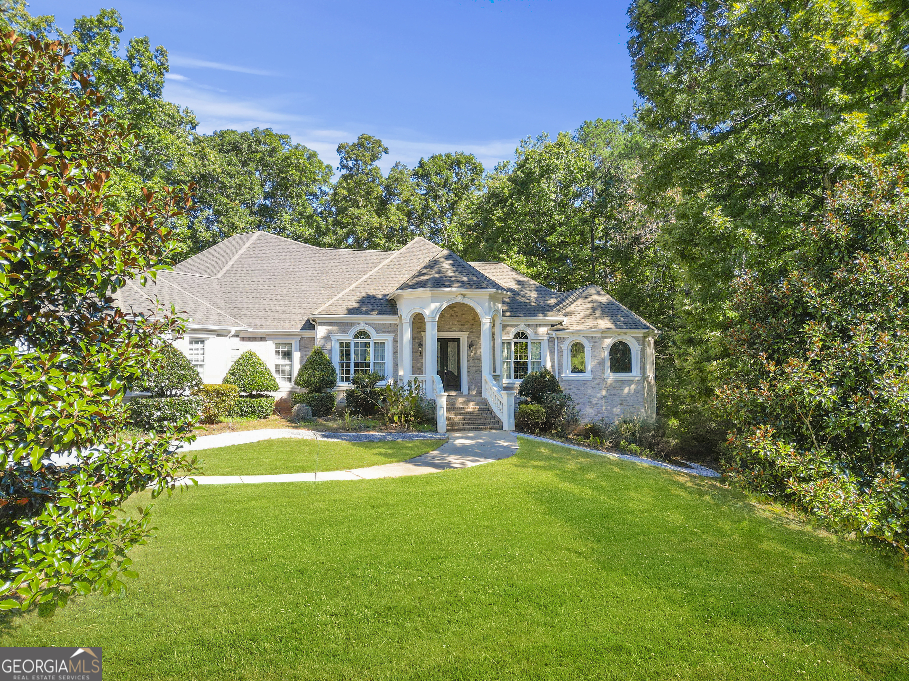 1565 Mountain Shadow TRL