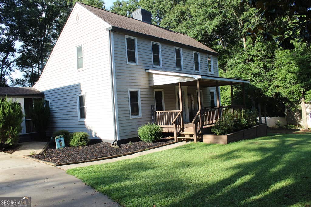 Photo of 425 Pecan Circle, Forsyth, GA 31029 (MLS # 10819489)
