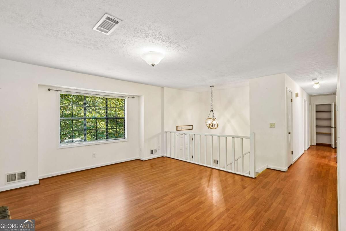 1947 Britt DR