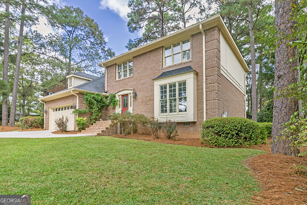 105 Fernwood DR
