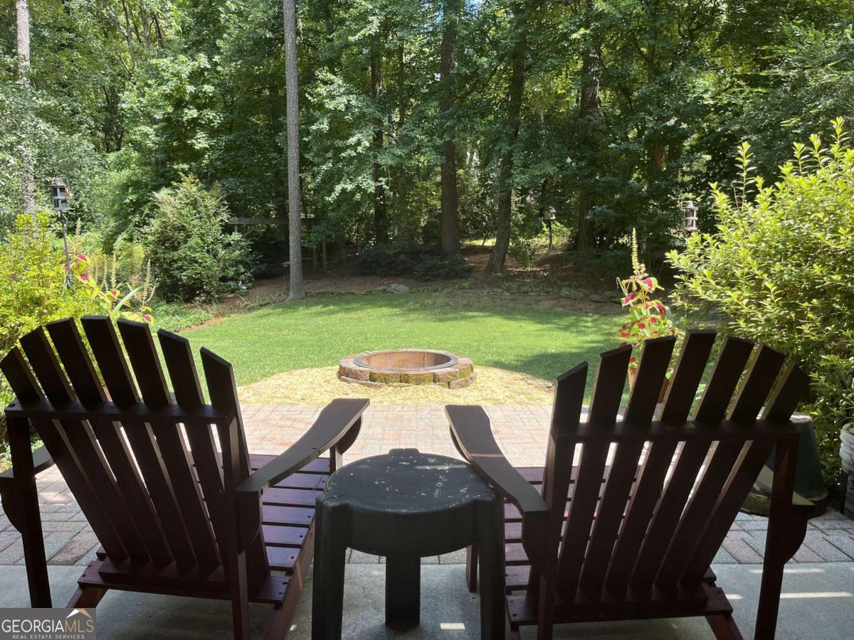 1656 Barn Swallow PL