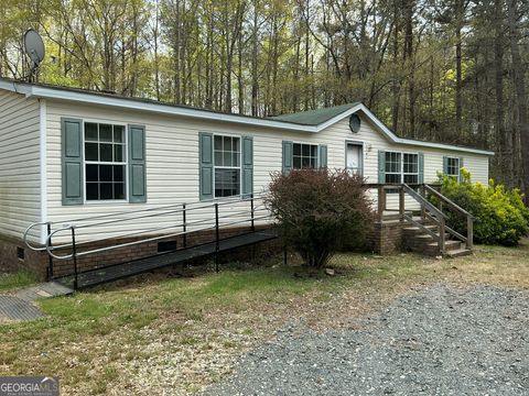 1101 Sunshine RD Toccoa GA 30577