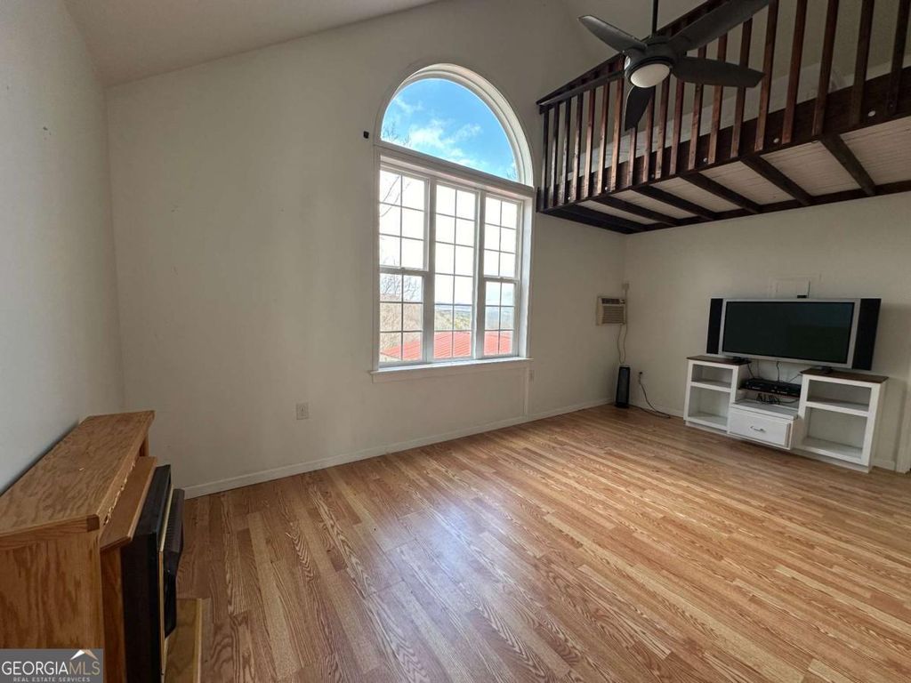 Photo of 422 Laurel Ridge Road #LOFT, Cleveland, GA 30528 (MLS # 10690718)