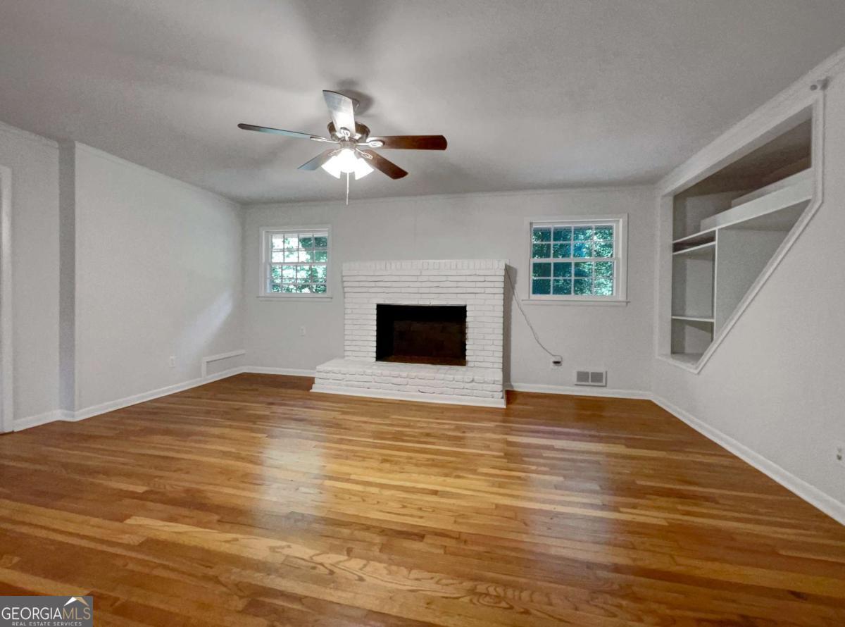 4726 Brownsville RD