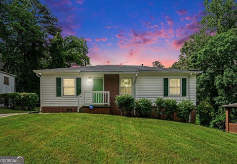 Photo of 3650 Croft Place NW, Atlanta, GA 30331 (MLS # 10619646)
