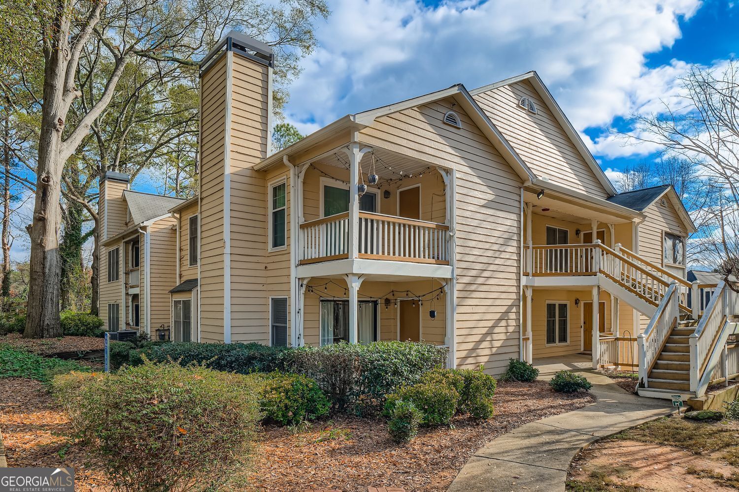 2501 Vineyard WAY SE