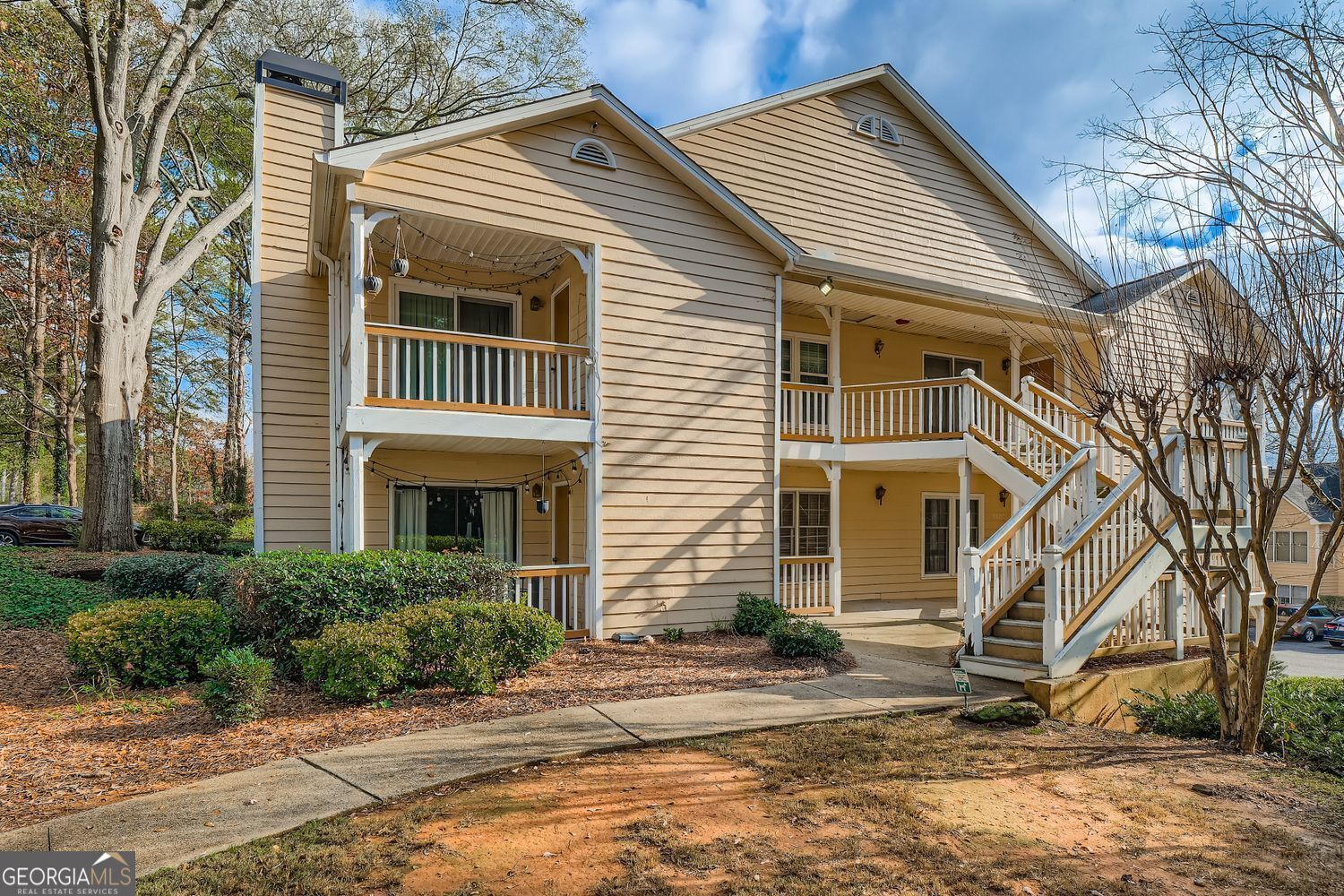 2501 Vineyard WAY SE