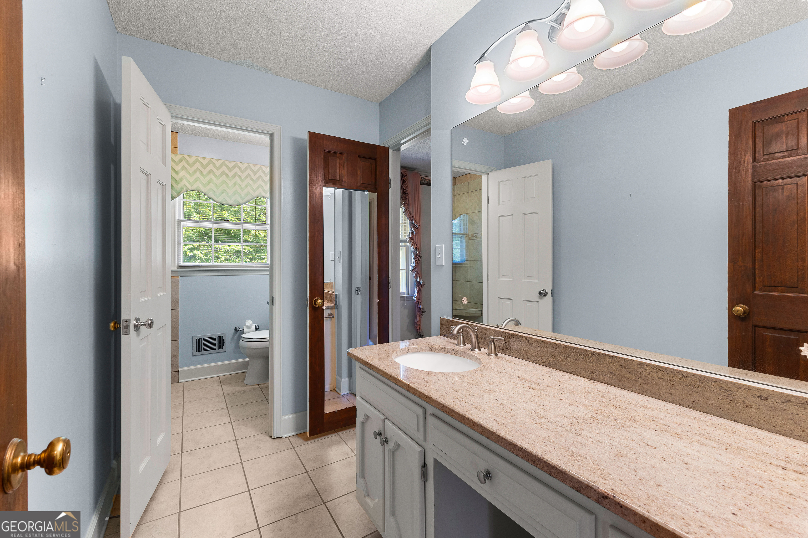 Fayetteville, Georgia 30214, United States, 3 Bedrooms Bedrooms, ,3 BathroomsBathrooms,Residential,Active,149628