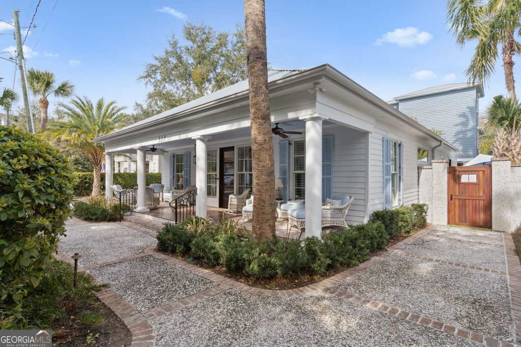 Photo of 327 Butler Avenue, St. Simons, GA 31522 (MLS # 10687398)