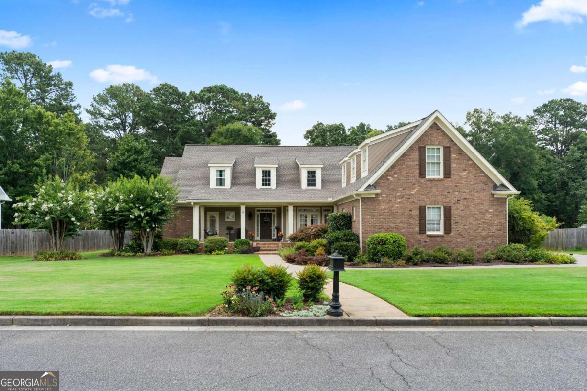 312 Briar Patch LN