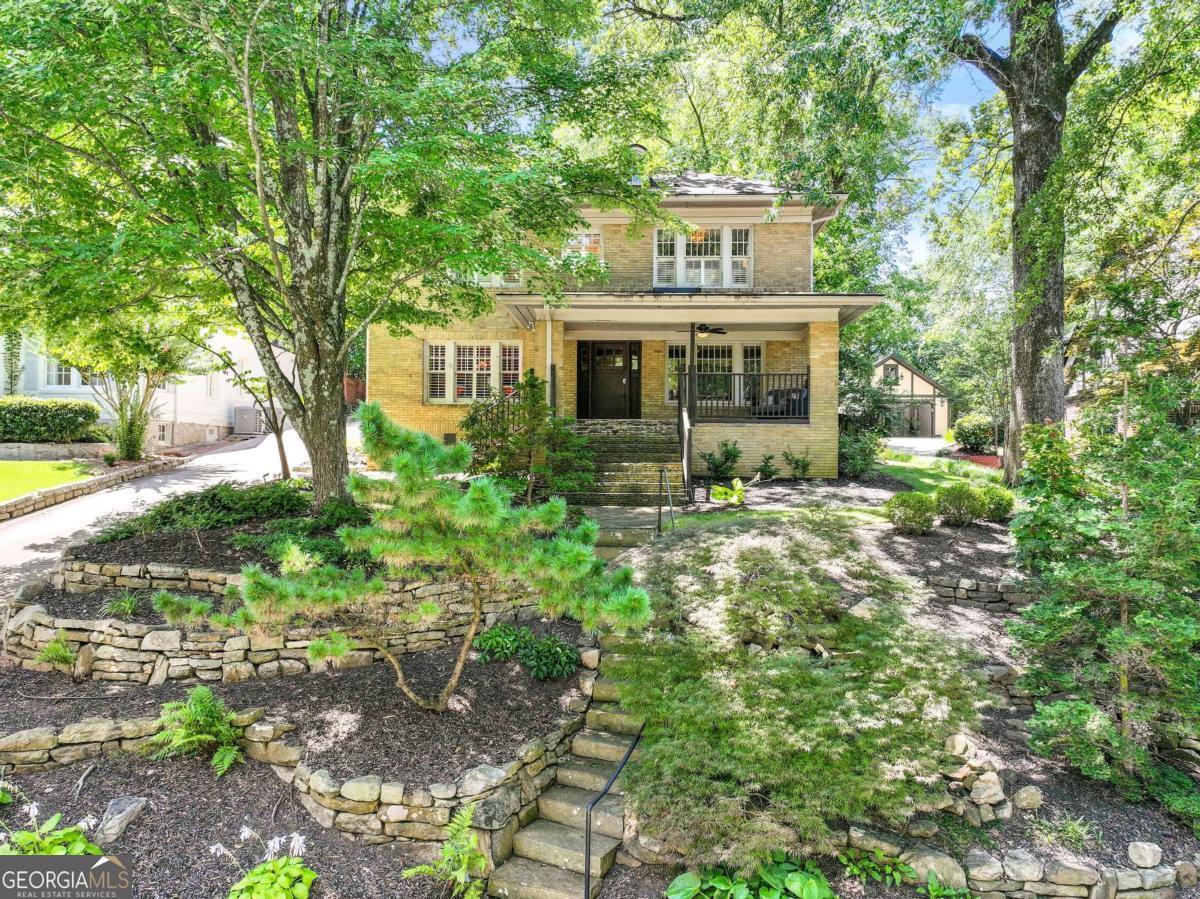 405 Brentwood DR NE