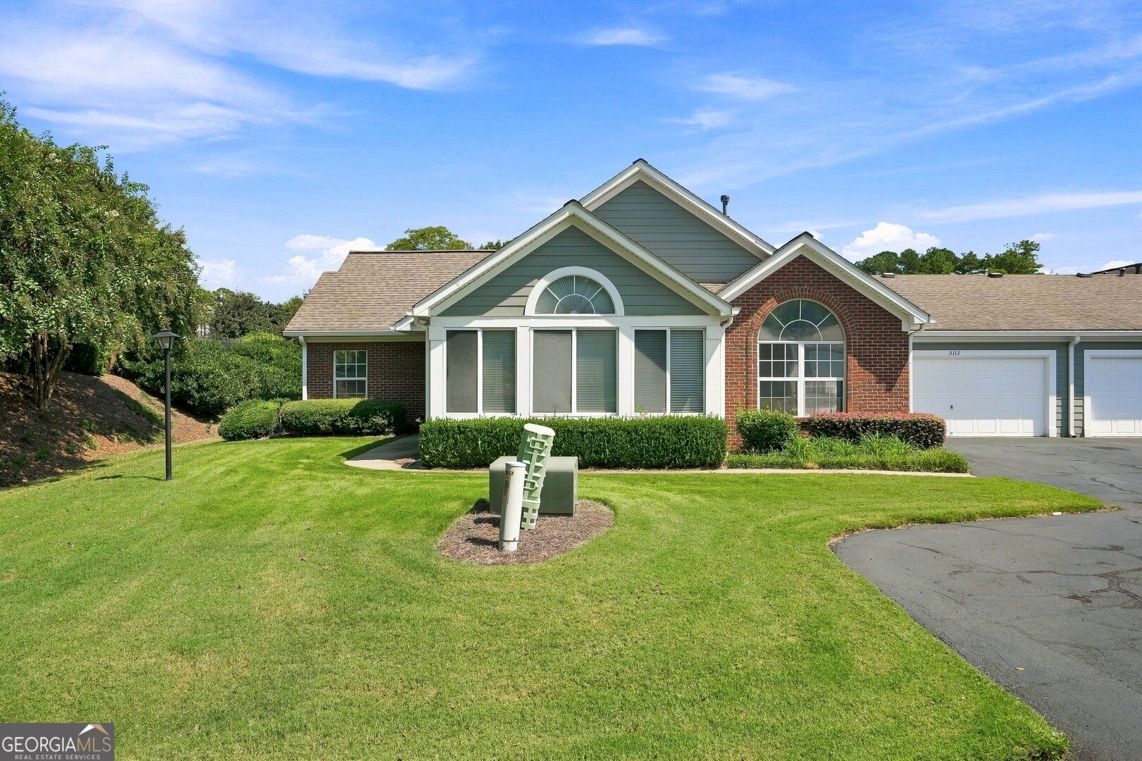 2112 Carefree CIR 2