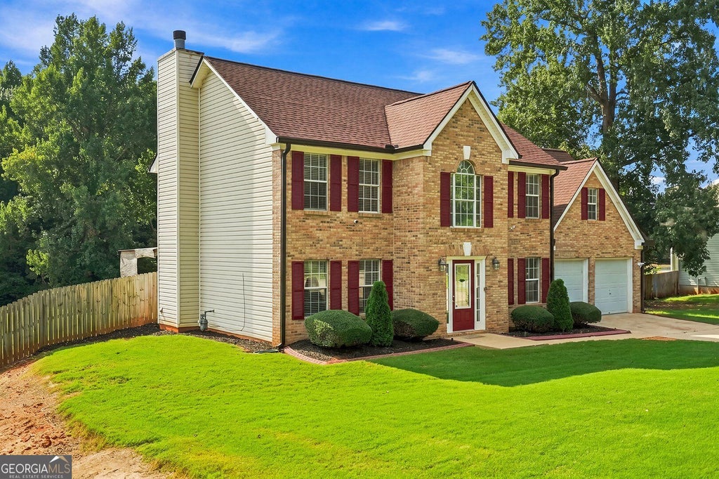 Photo of 304 Waterfront Drive, Mcdonough, GA 30253 (MLS # 10834314)