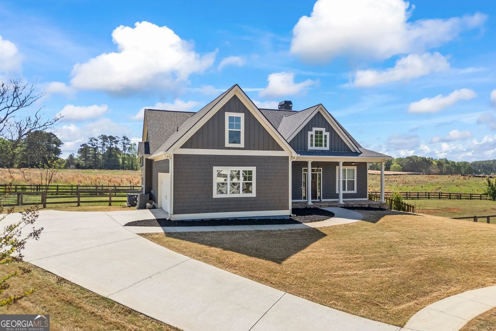 Photo of 225 Wicklow Court, Hoschton, GA 30548 (MLS # 10730411)