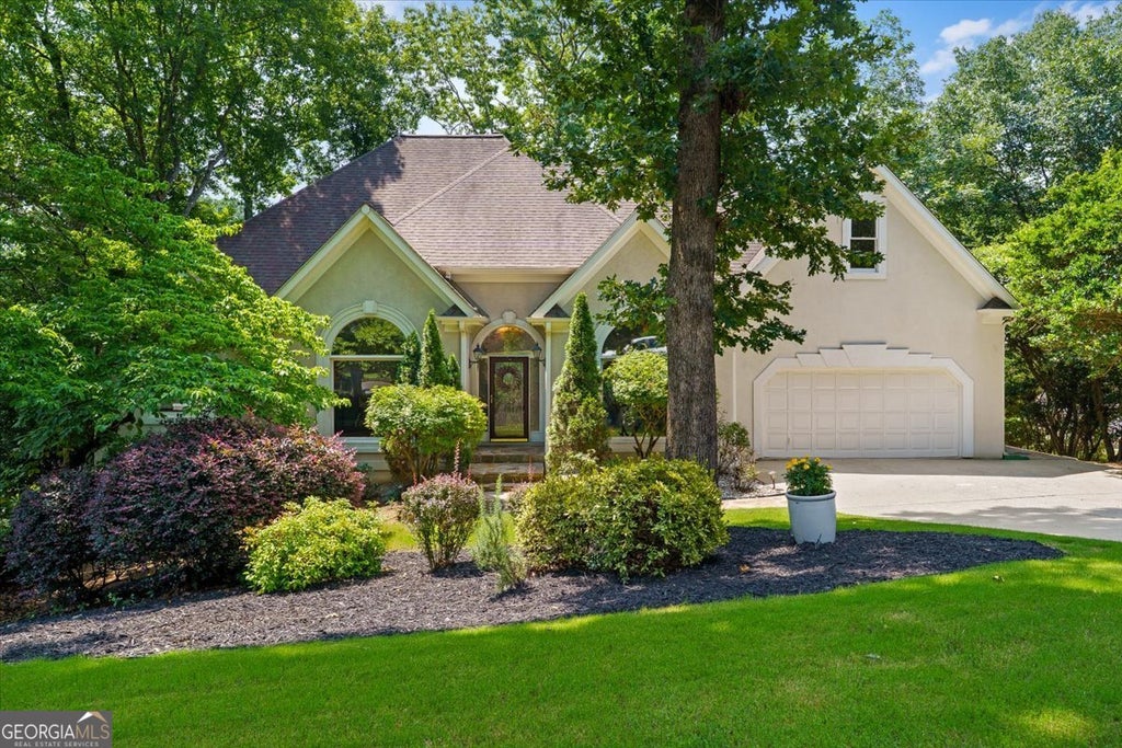 Photo of 2172 Major Loring Way SW, Marietta, GA 30064 (MLS # 10802538)