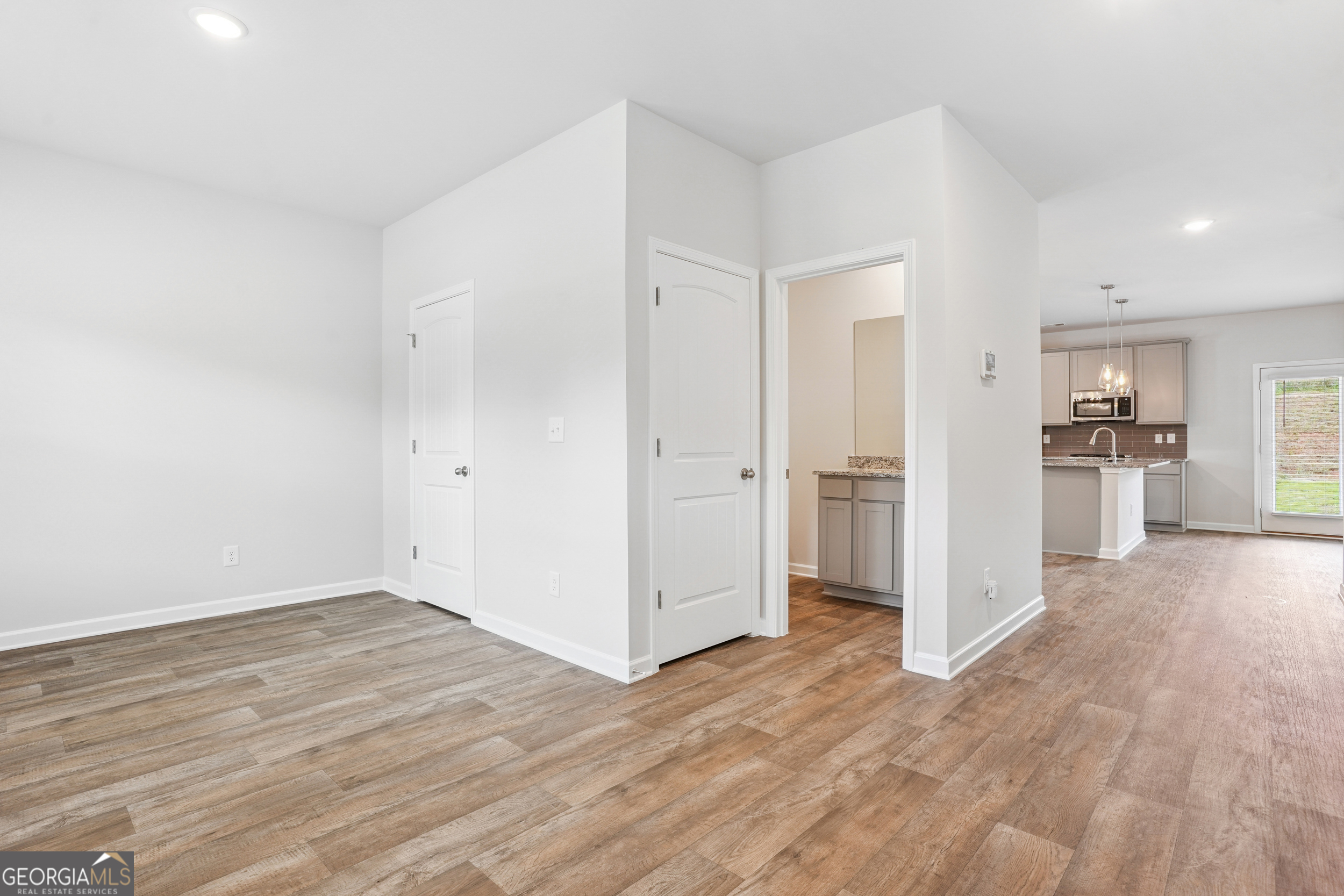 139 Orwell DR