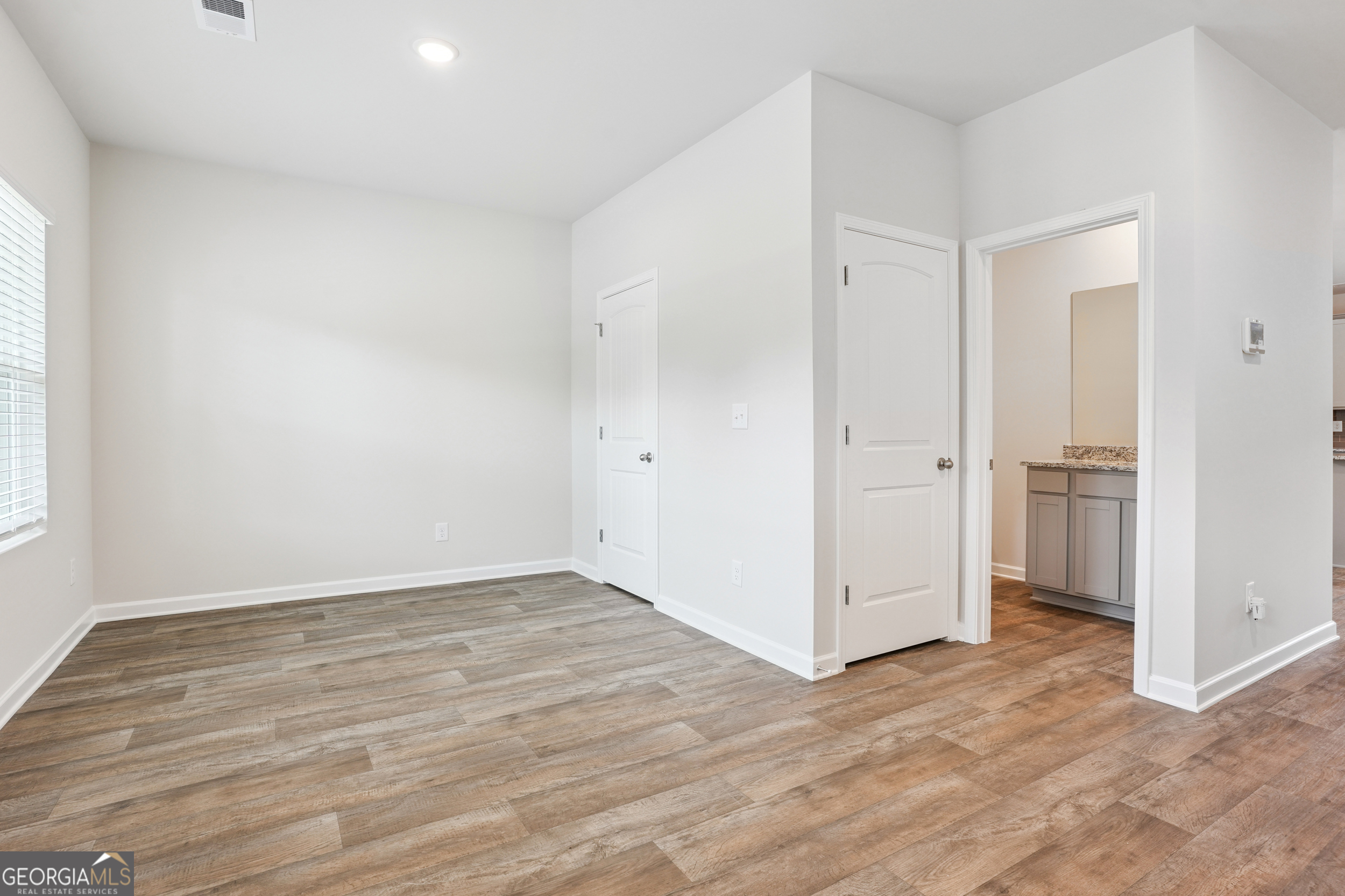139 Orwell DR